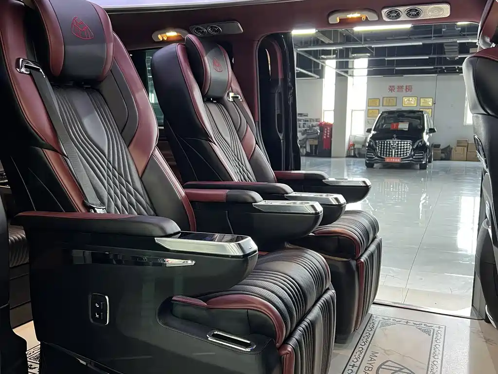 Mercedes-Benz Vito 2022 — фото 13