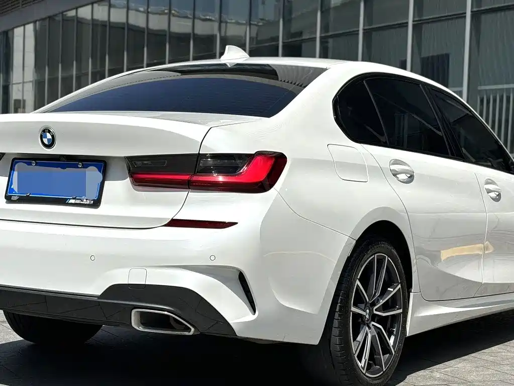 BMW 3 Series 2022