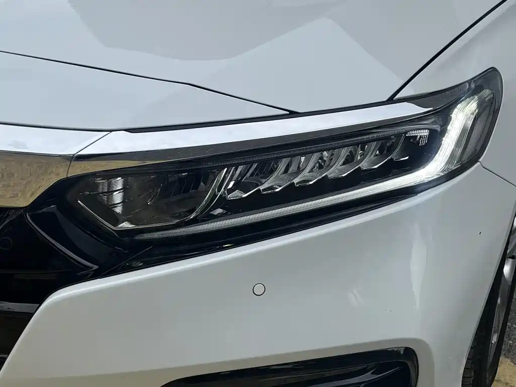 Honda Accord 2021 — фото 16
