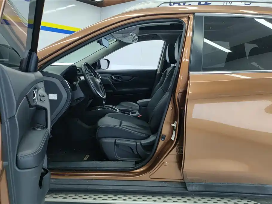 Nissan X-Trail 2015 — фото 9