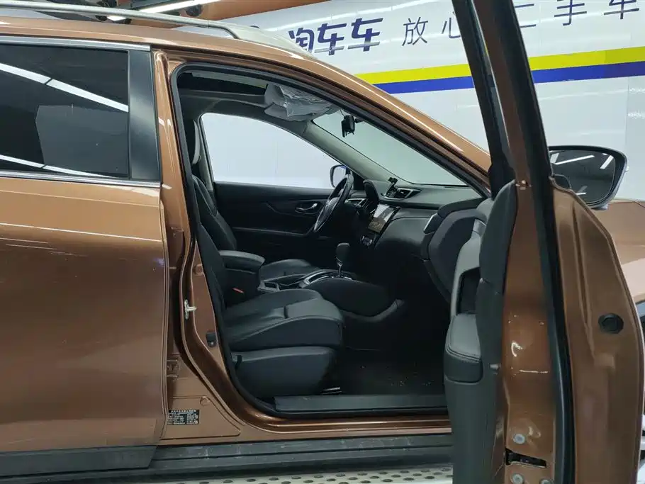 Nissan X-Trail 2015 — фото 8