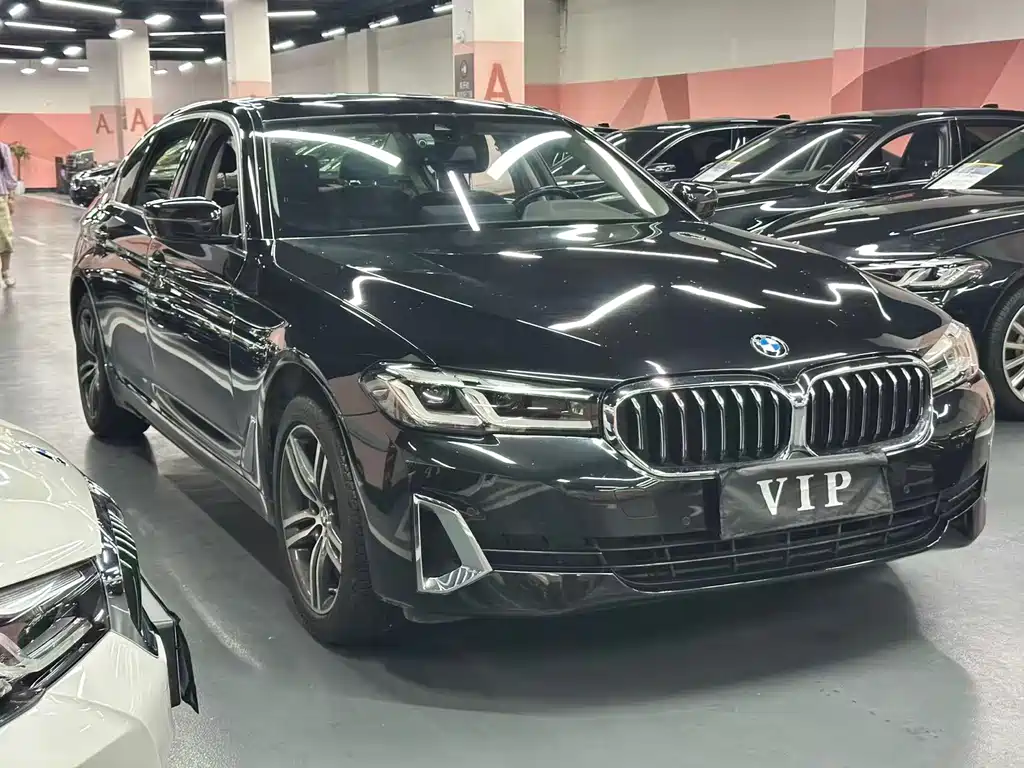 BMW 5 Series 2021