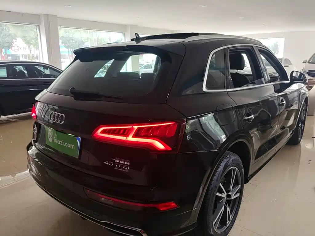Audi Q5L 2019