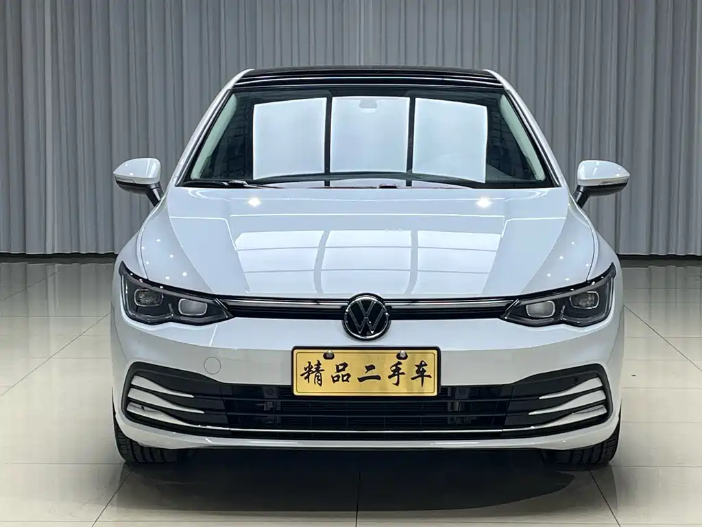 Volkswagen Golf 2021