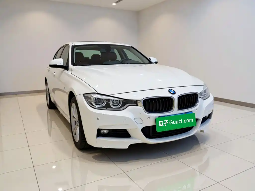 BMW 3 Series 2019 — фото 3