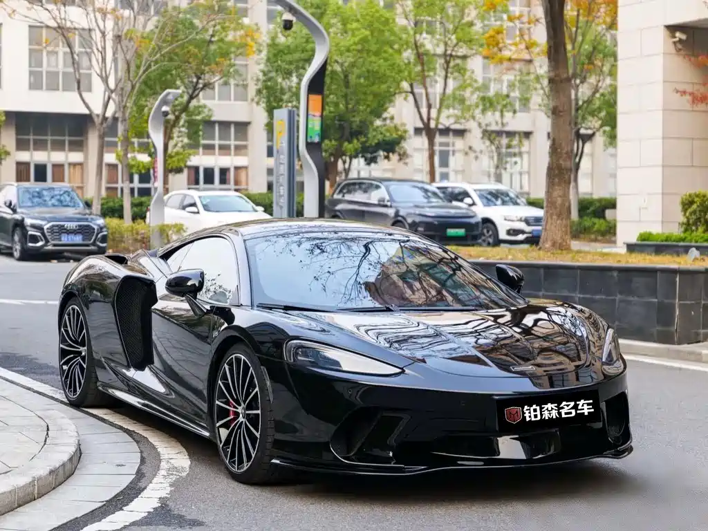 McLaren GT 2022 — фото 1