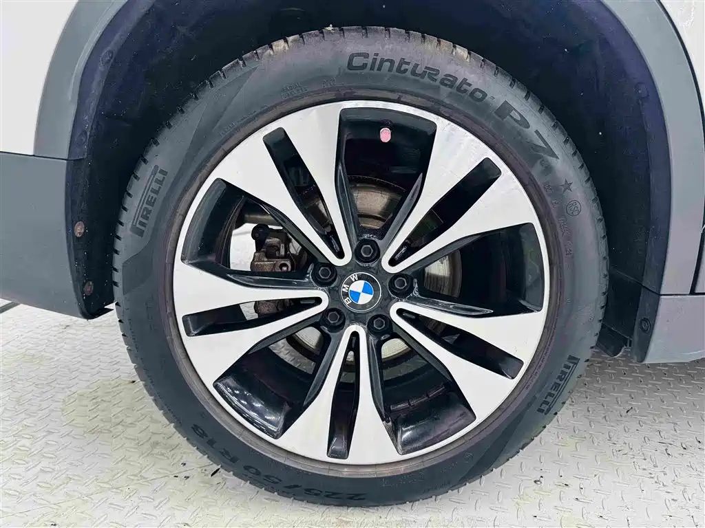 BMW X1 2020 — фото 24