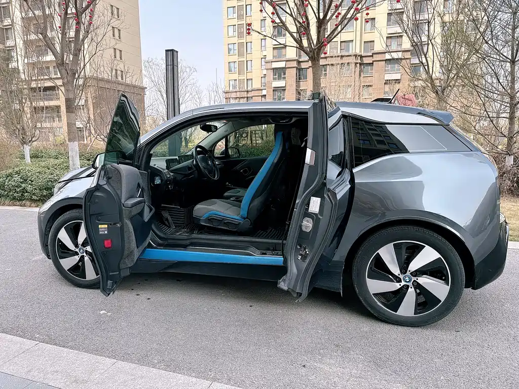 BMW i3 2019 — фото 7