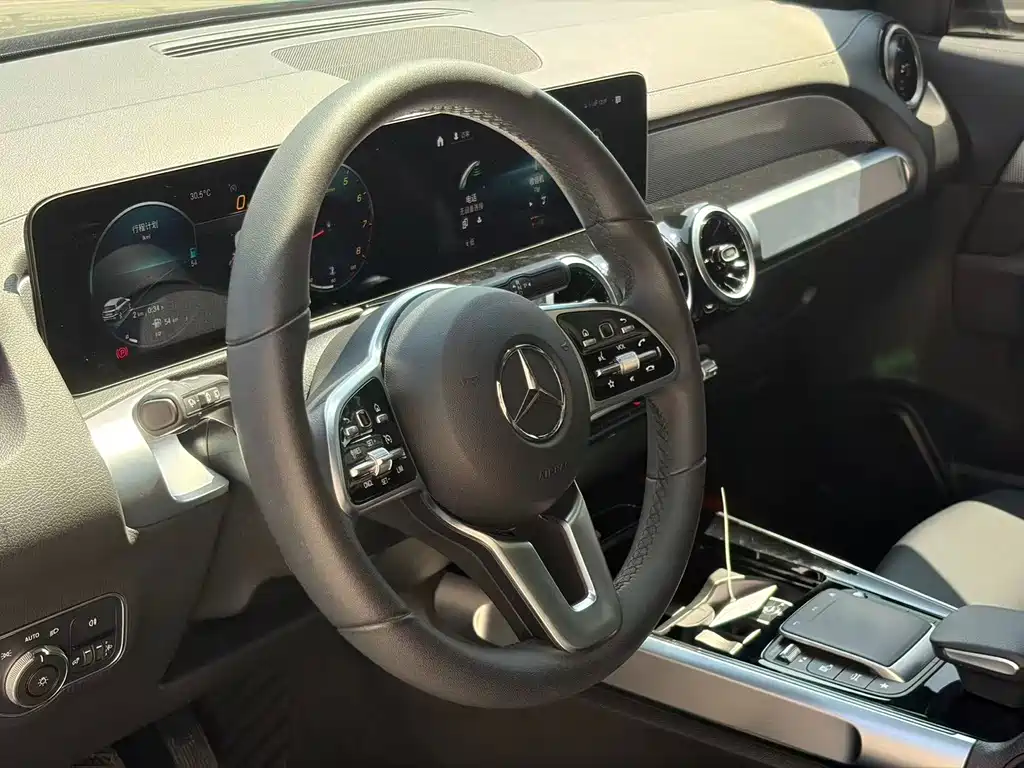 Mercedes-Benz GLB 2021 — фото 10