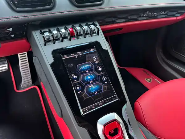 Lamborghini Huracan 2021