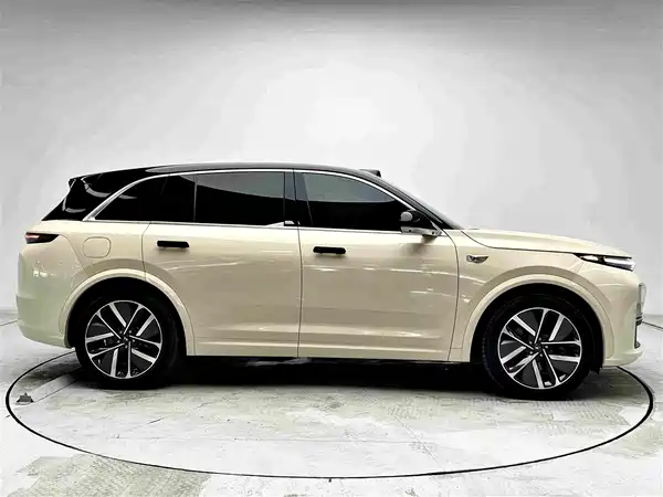 Li Auto L7 2024