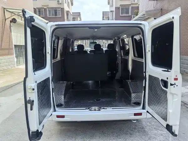 Maxus V80 2022