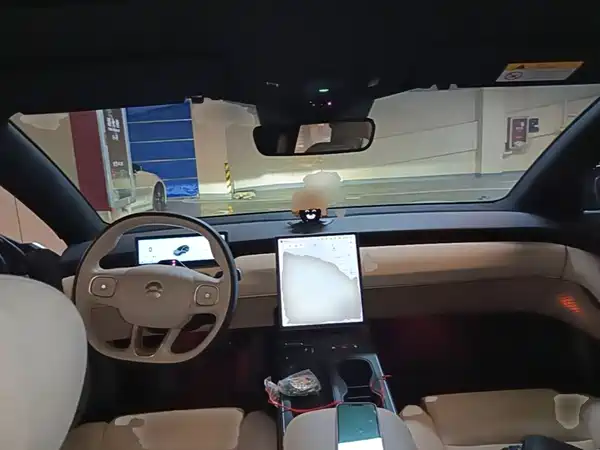 NIO ET5T 2024