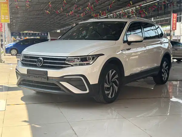 Volkswagen Tiguan L 2022