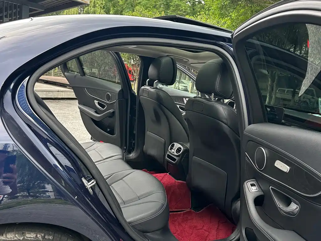 Mercedes-Benz C-Class 2019 — фото 10