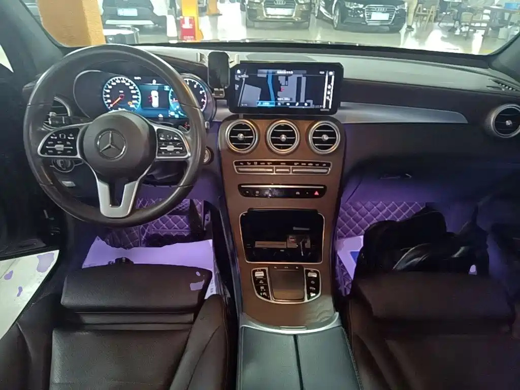 Mercedes-Benz GLC 2020 — фото 10