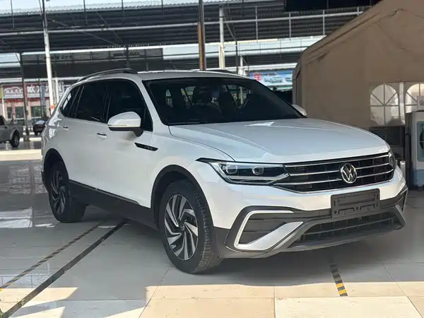 Volkswagen Tiguan L 2022