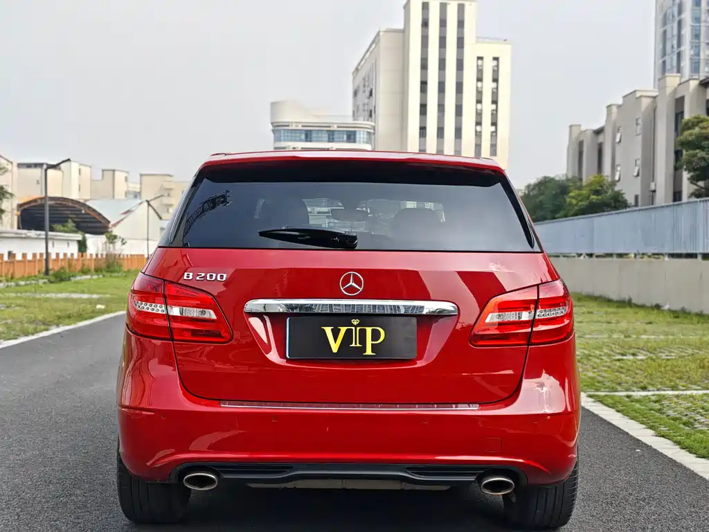 Mercedes-Benz B-Class 2013