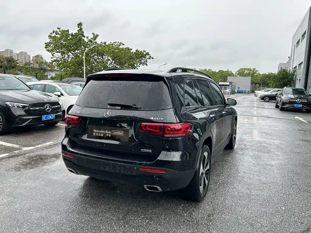 Mercedes-Benz GLB 2023 — фото 15