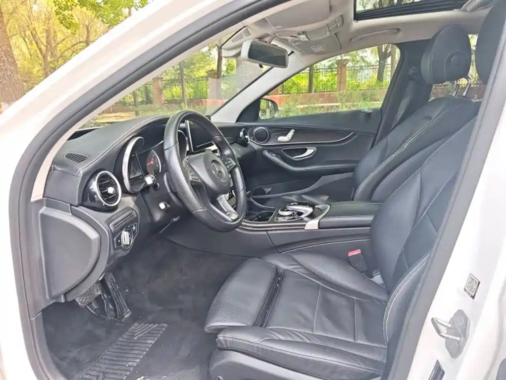 Mercedes-Benz C-Class 2018