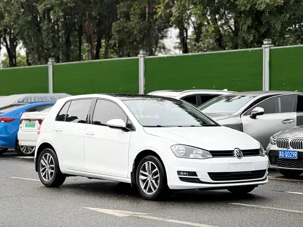 Volkswagen Golf 2016