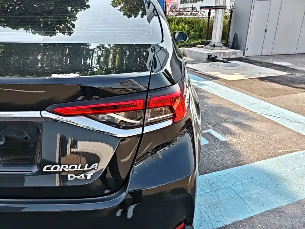 Toyota Corolla 2021 — фото 8