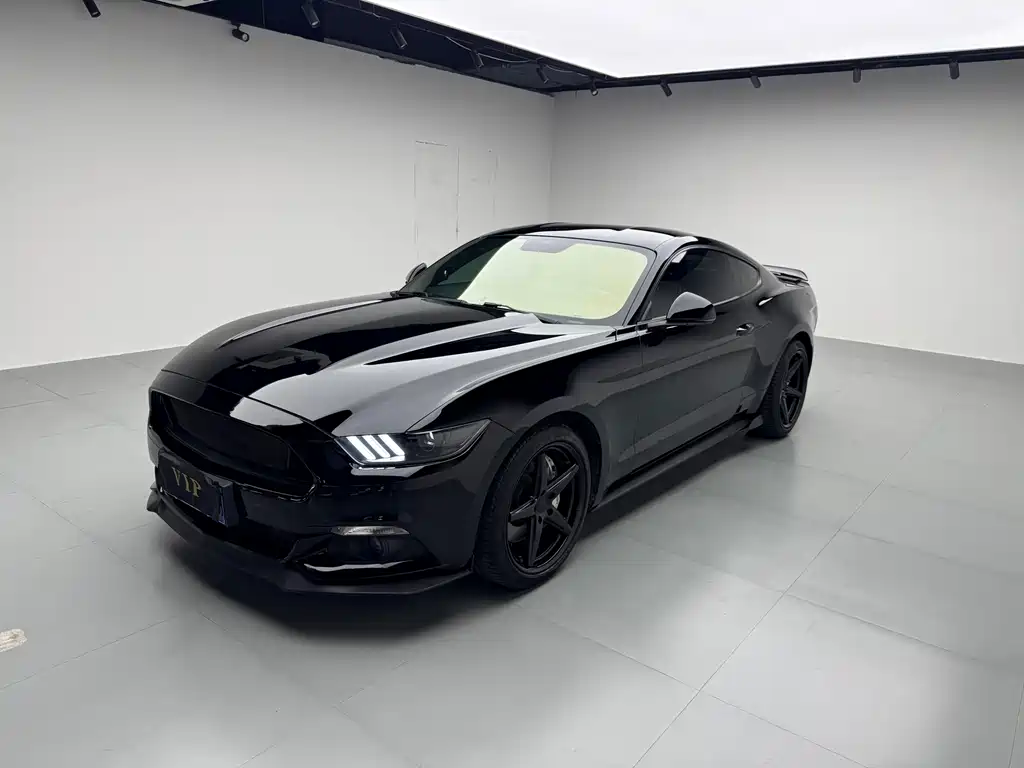 Ford Mustang 2016 — фото 1