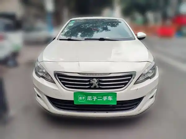 Peugeot 408 2015