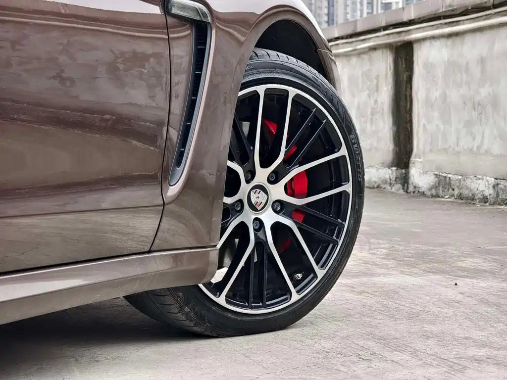 Porsche Panamera 2015 — фото 14