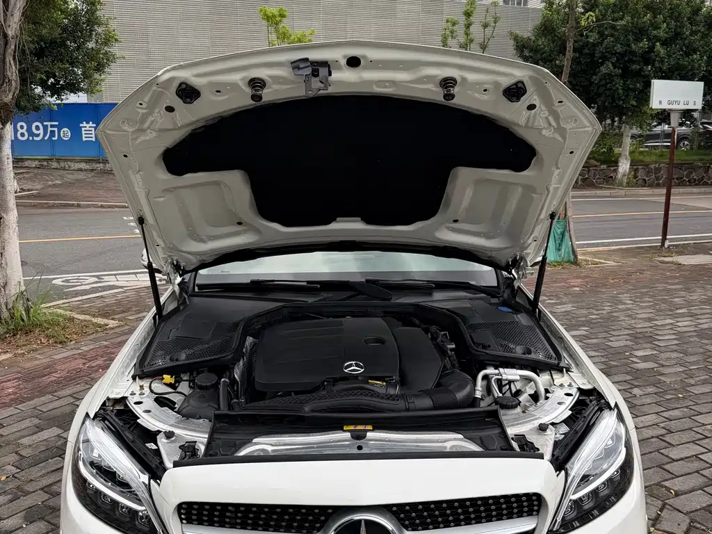 Mercedes-Benz C-Class 2019 — фото 16