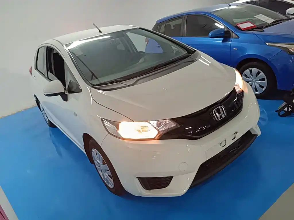 Honda Fit 2016 — фото 4