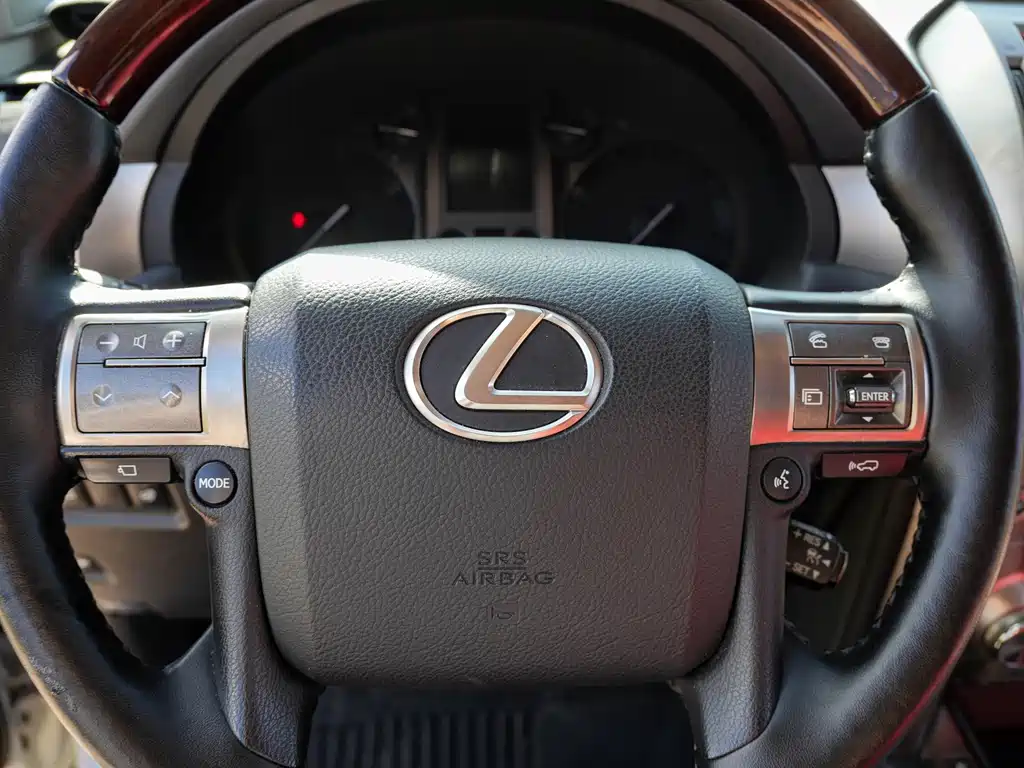 Lexus GX 2014 — фото 27