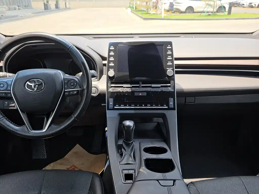 Toyota Avalon 2020 — фото 14