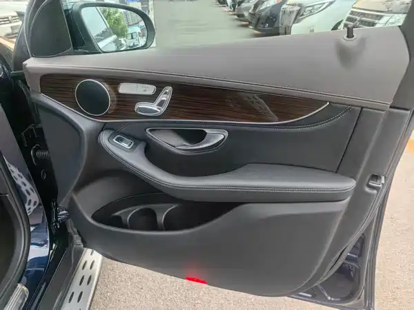 Mercedes-Benz GLC 2018