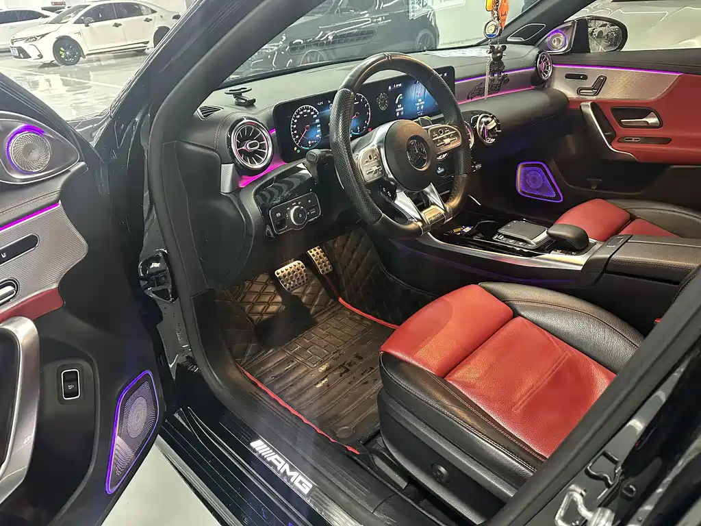 Mercedes-Benz A-Class AMG 2021 — фото 4