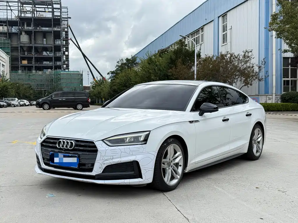 Audi A5 2019 — фото 1