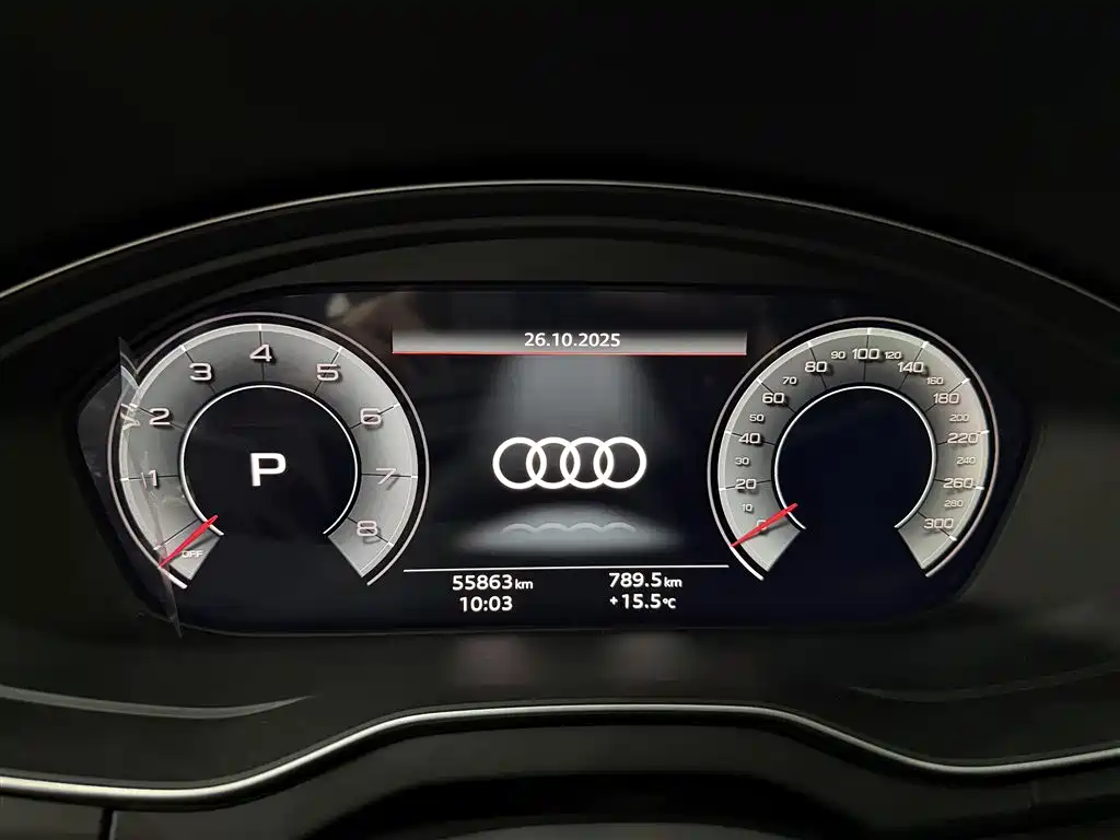 Audi Q5L 2022 — фото 13