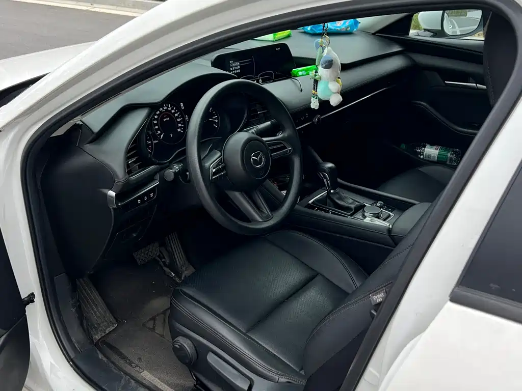 Mazda 3 Angkesela 2022