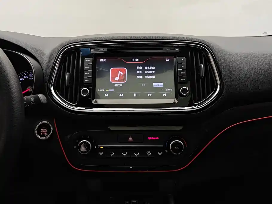 Kia KX3 2015 — фото 13