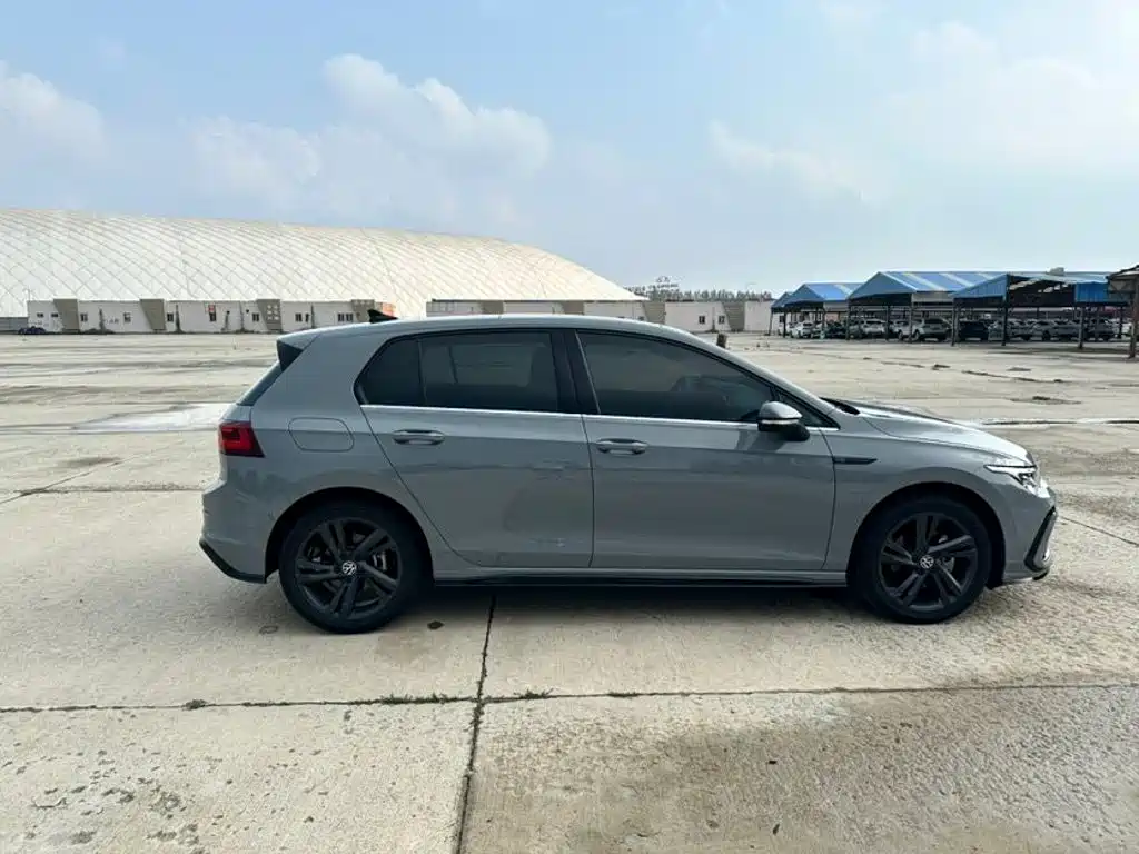Volkswagen Golf 2022