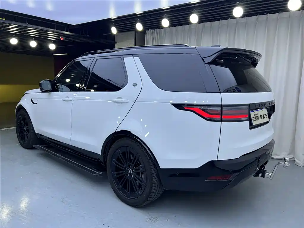 Land Rover Discovery 2024 — фото 4