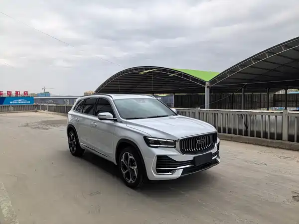 Geely Xingyue L 2025