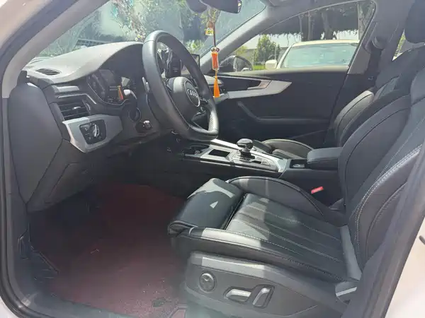 Audi A4L 2022