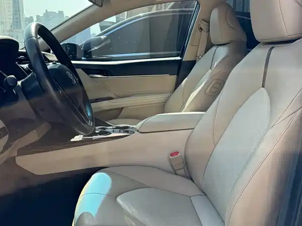 Toyota Camry 2021