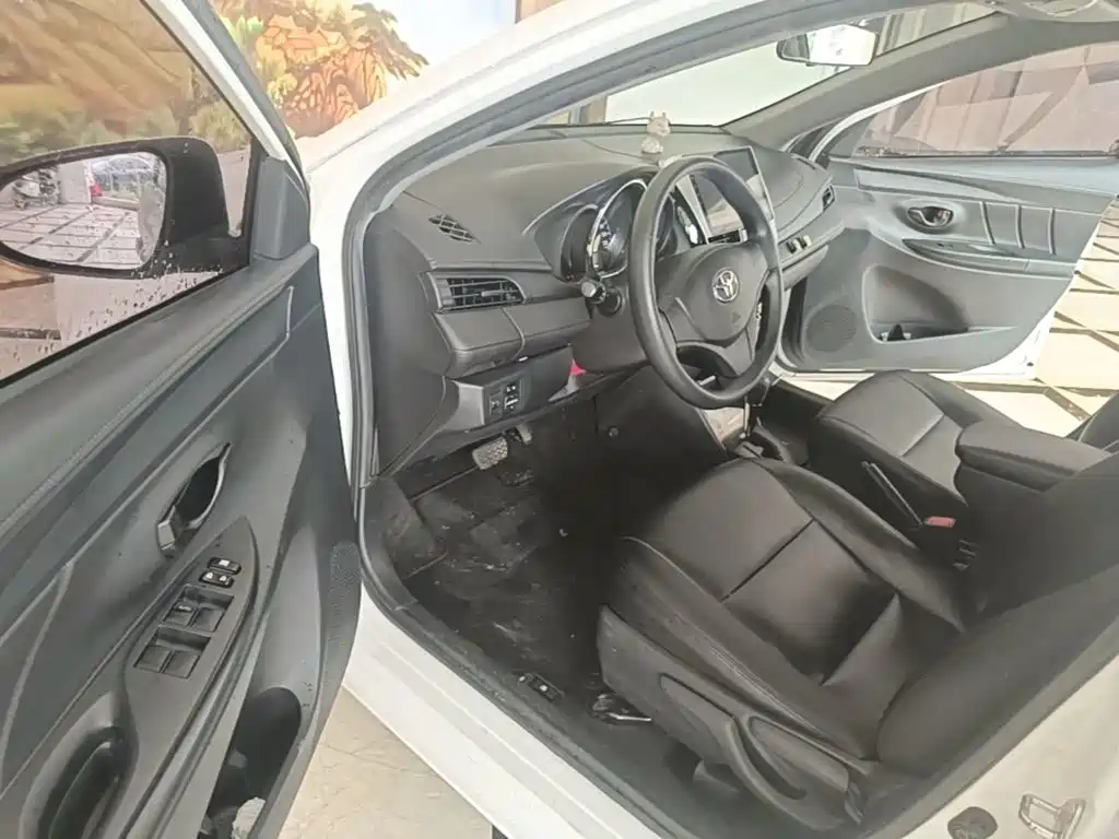 Toyota Vios 2018 — фото 16
