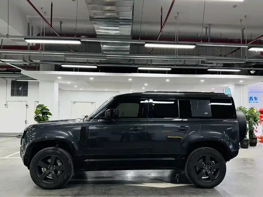Land Rover Defender 2022 — фото 2