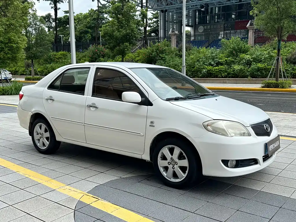 Toyota Vios 2007 — фото 2