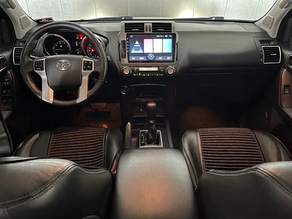 Toyota Prado 2016 — фото 12