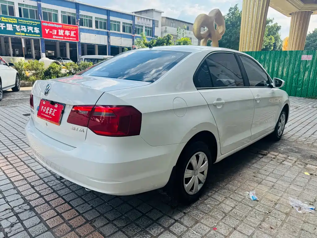 Volkswagen Jetta 2015