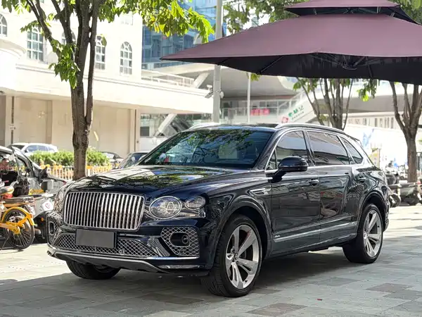 Bentley Bentayga 2023